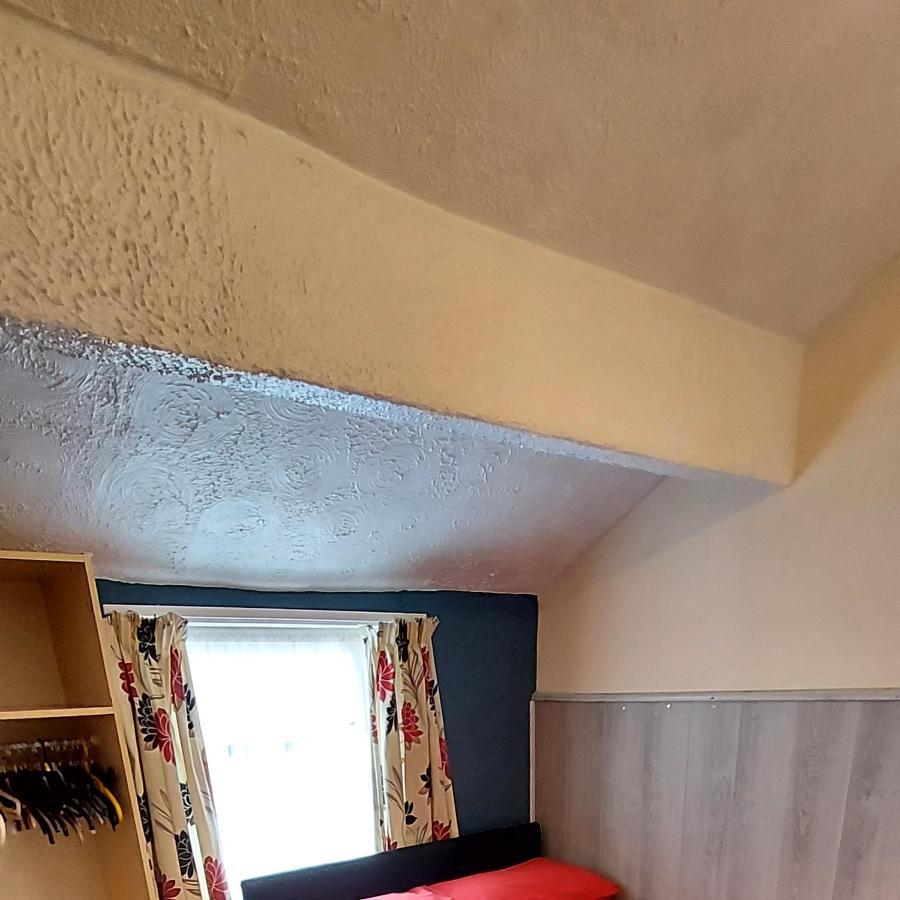 The Rhyl Bed and Breakfast Μπλάκπουλ Δωμάτιο φωτογραφία