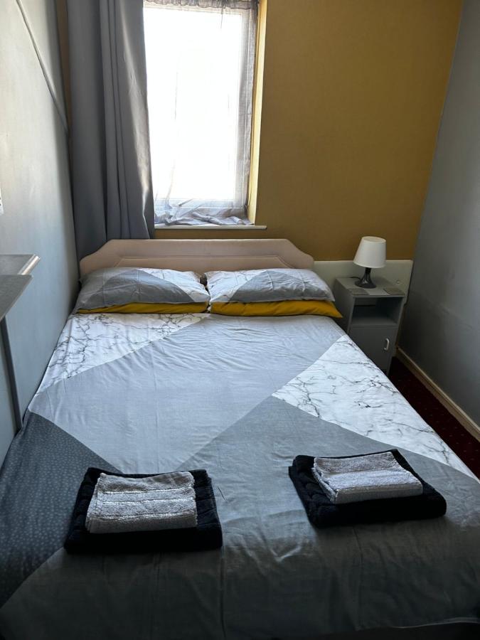 The Rhyl Bed and Breakfast Μπλάκπουλ Εξωτερικό φωτογραφία